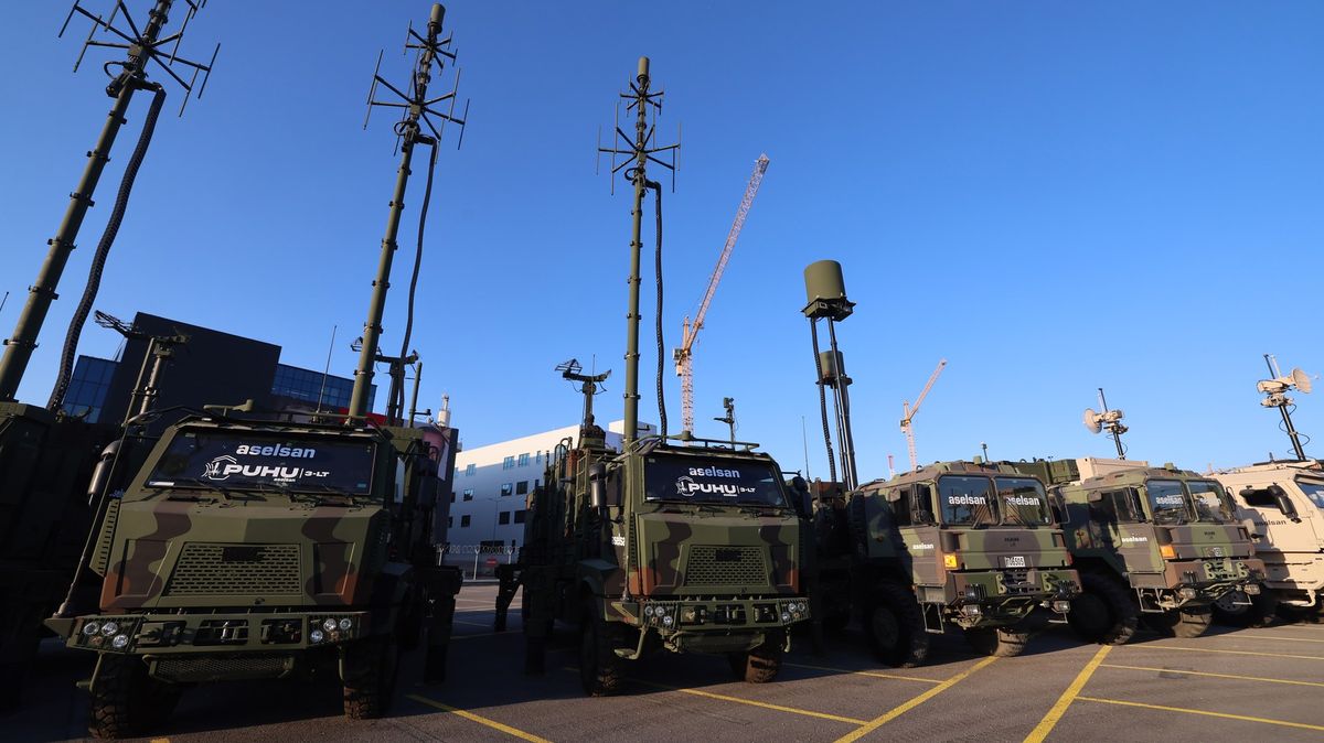 Vejde se na středně velký pick-up. V Polsku a Rumunsku rozmisťují nový protidronový systém